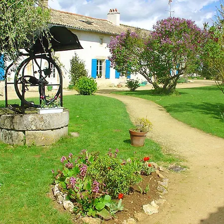 بيت للعطل Maison De Charme A Avec Piscine Partagee *