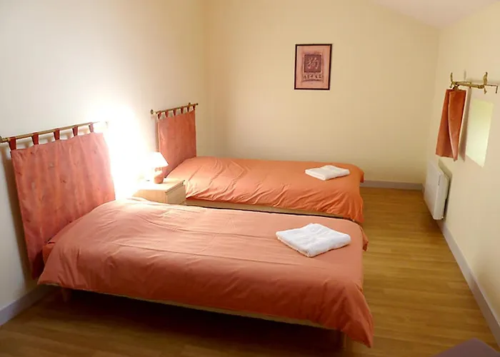 Prázdninový dům Maison De Charme A Avec Piscine Partagee *